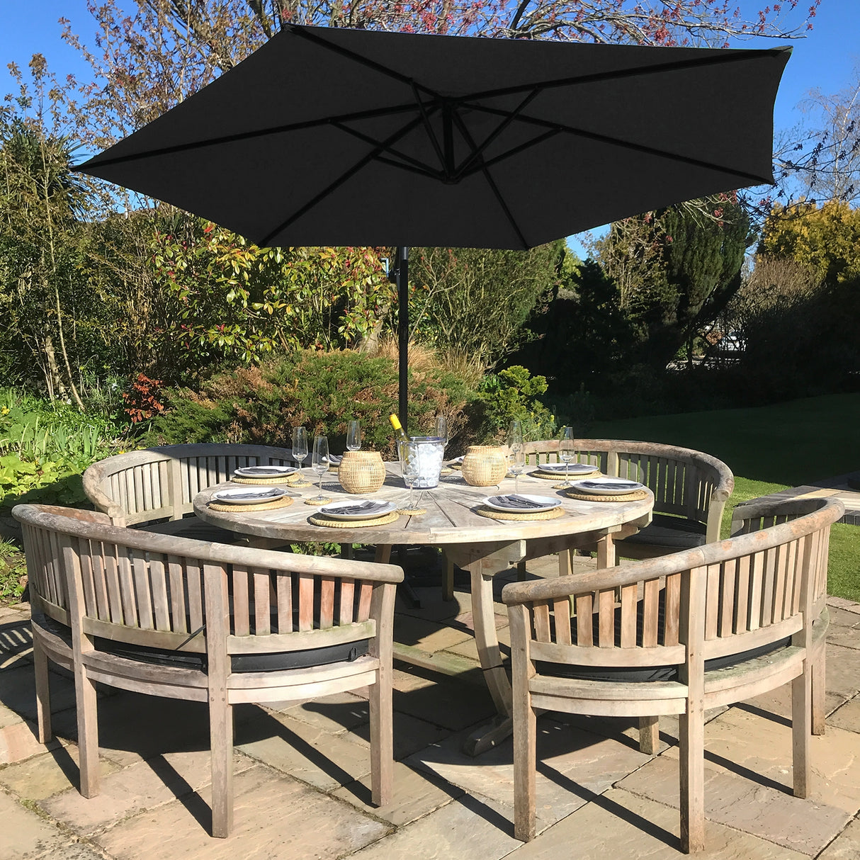 Parasol Cantilever Noir & Base Carrée 3m x 3m x 2.5m