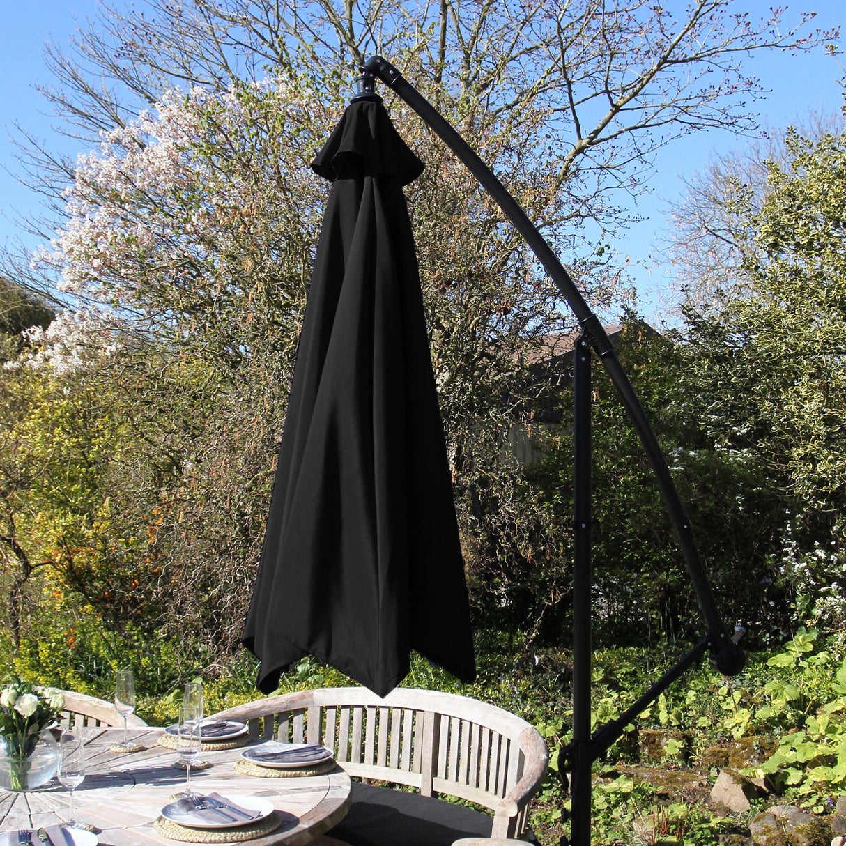 Parasol Cantilever Noir & Base Carrée 3m x 3m x 2.5m